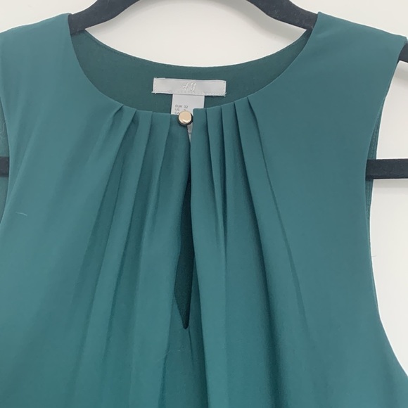 H & M Green MIDI Dress - Picture 5 of 9